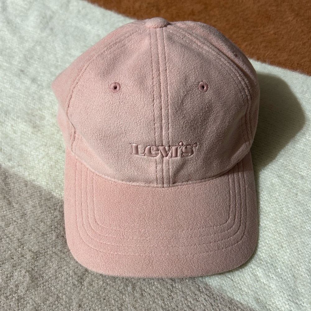Levi’s Micro Polar Fleece Flexfit Cap